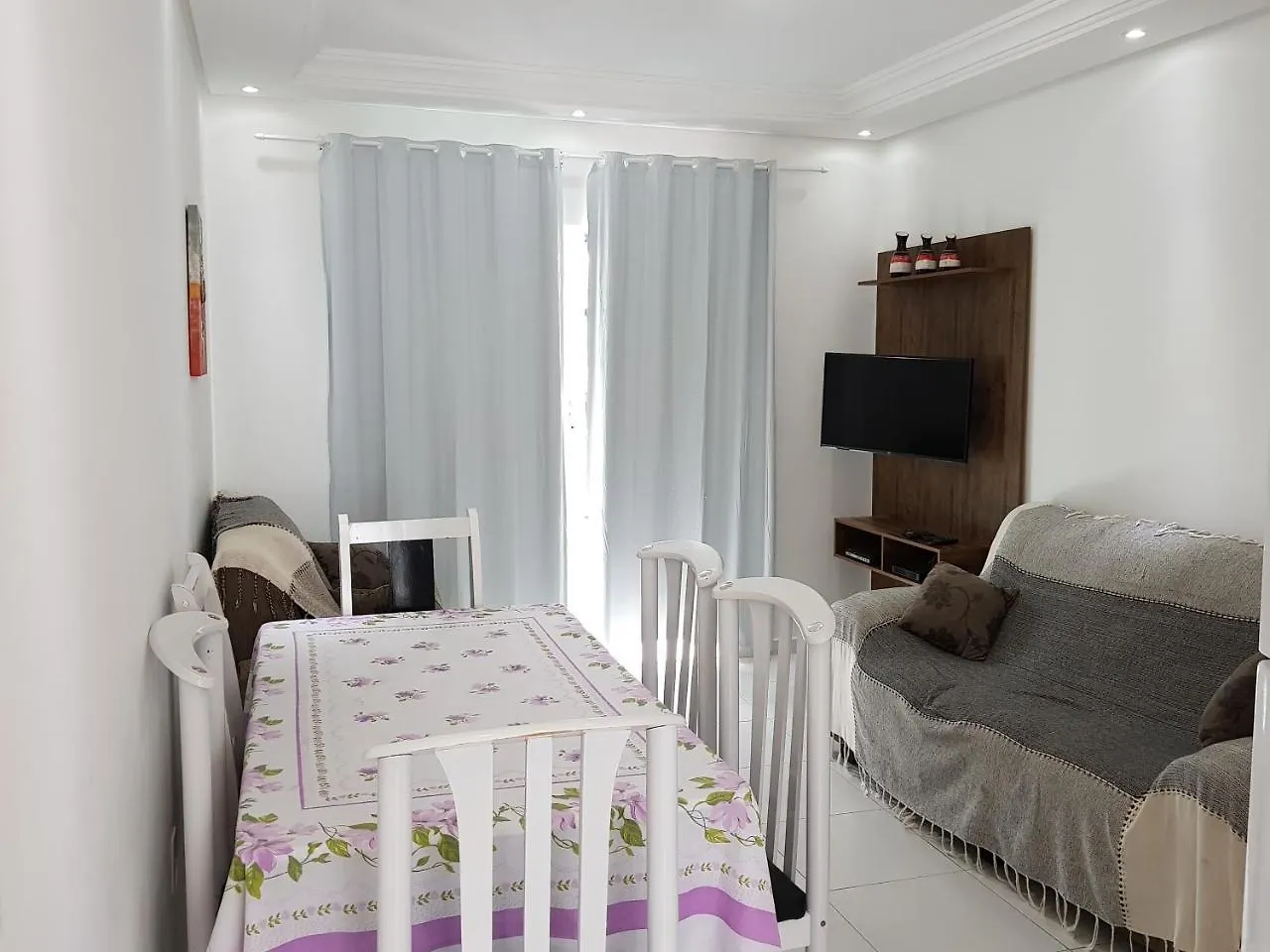 Residencial Junior Apartment Bombinhas 0*,